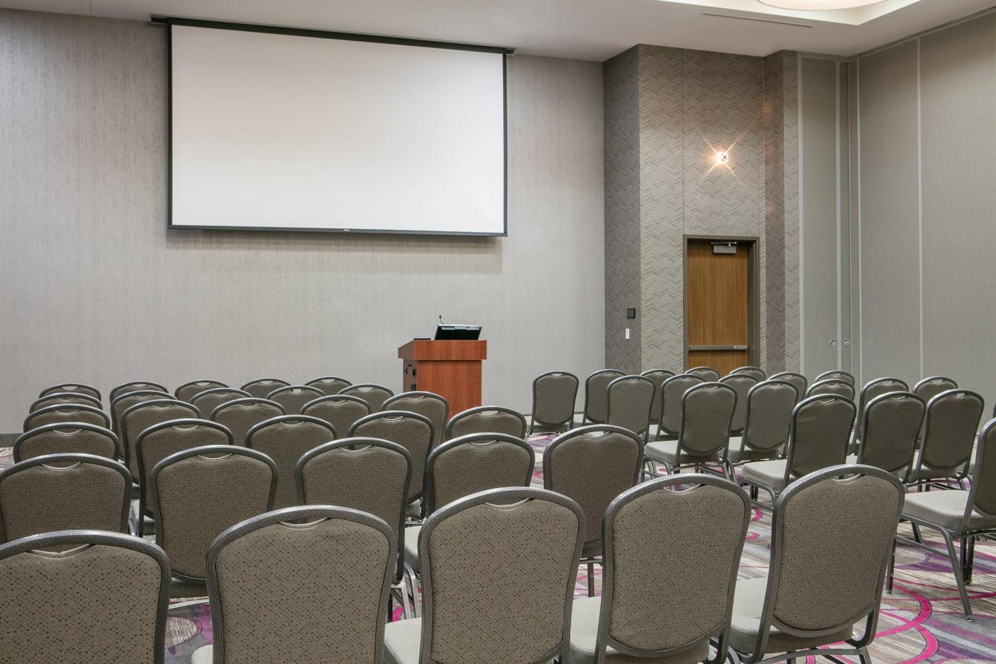 Courtyard By Marriott Omaha Bellevue At Beardmore Event Center Dış mekan fotoğraf