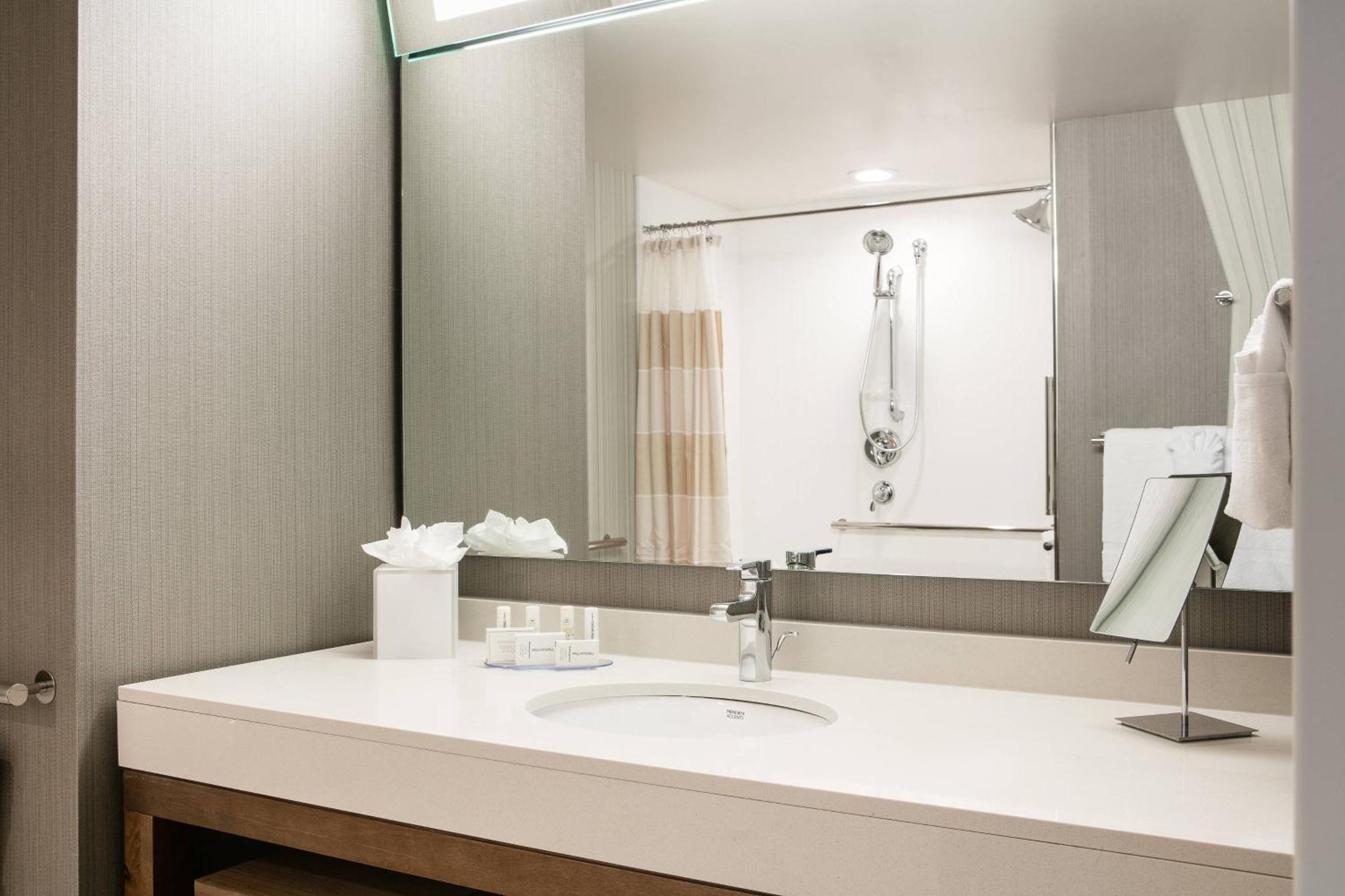 Courtyard By Marriott Omaha Bellevue At Beardmore Event Center Dış mekan fotoğraf