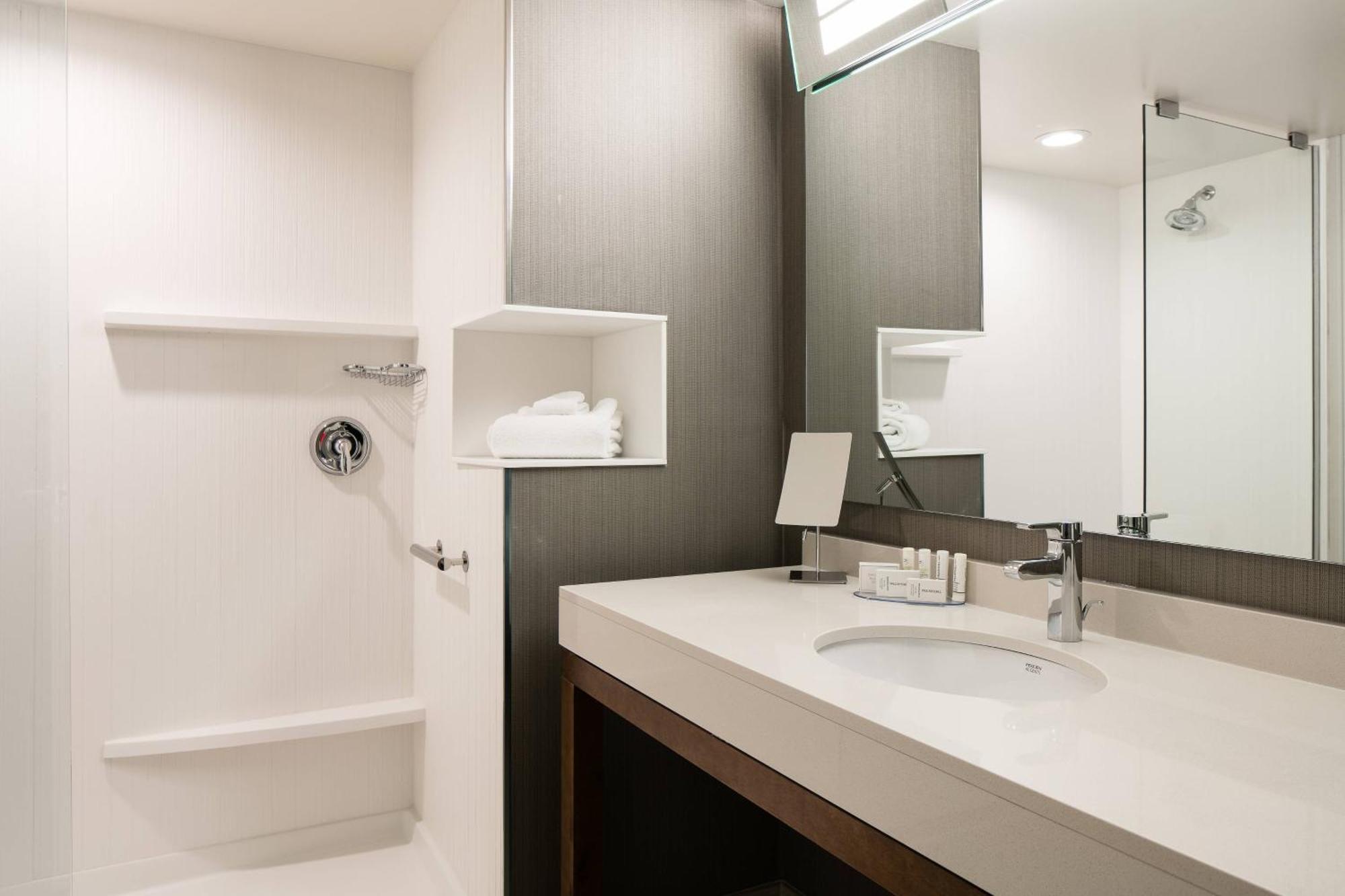 Courtyard By Marriott Omaha Bellevue At Beardmore Event Center Dış mekan fotoğraf